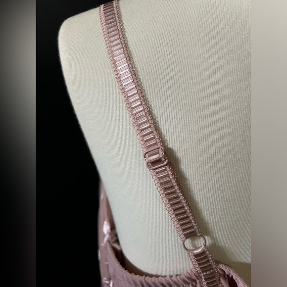 TORRID Lace Sweetheart Dress - Picture 5 of 9